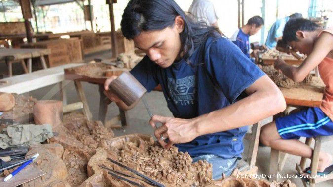 Pengrajin Mebel Jepara